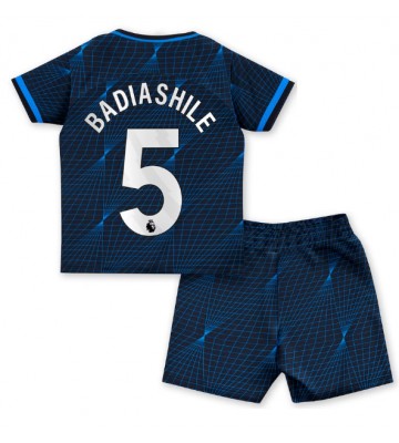 Maillot de foot Chelsea Benoit Badiashile #5 Extérieur enfant 2023-24 Manches Courte (+ pantalon court)